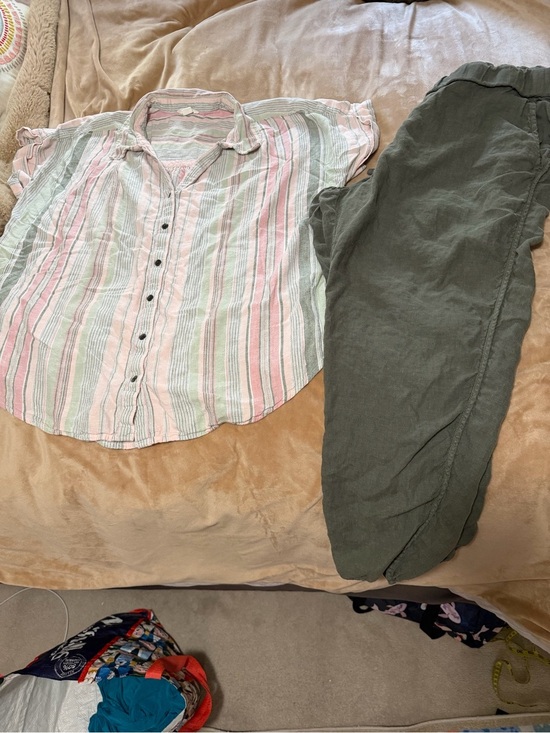 Nordstrom Pants - Nordstrom Calson Linen Striped Pastel Button-Up Shirt with Olive Linen Pants 1X